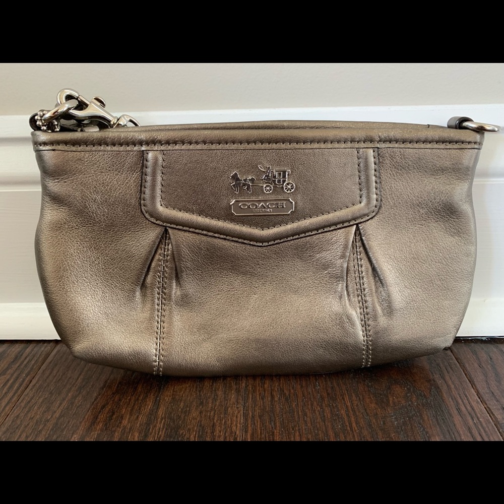 Coach Madison Wristlet in Gunmetal Leather